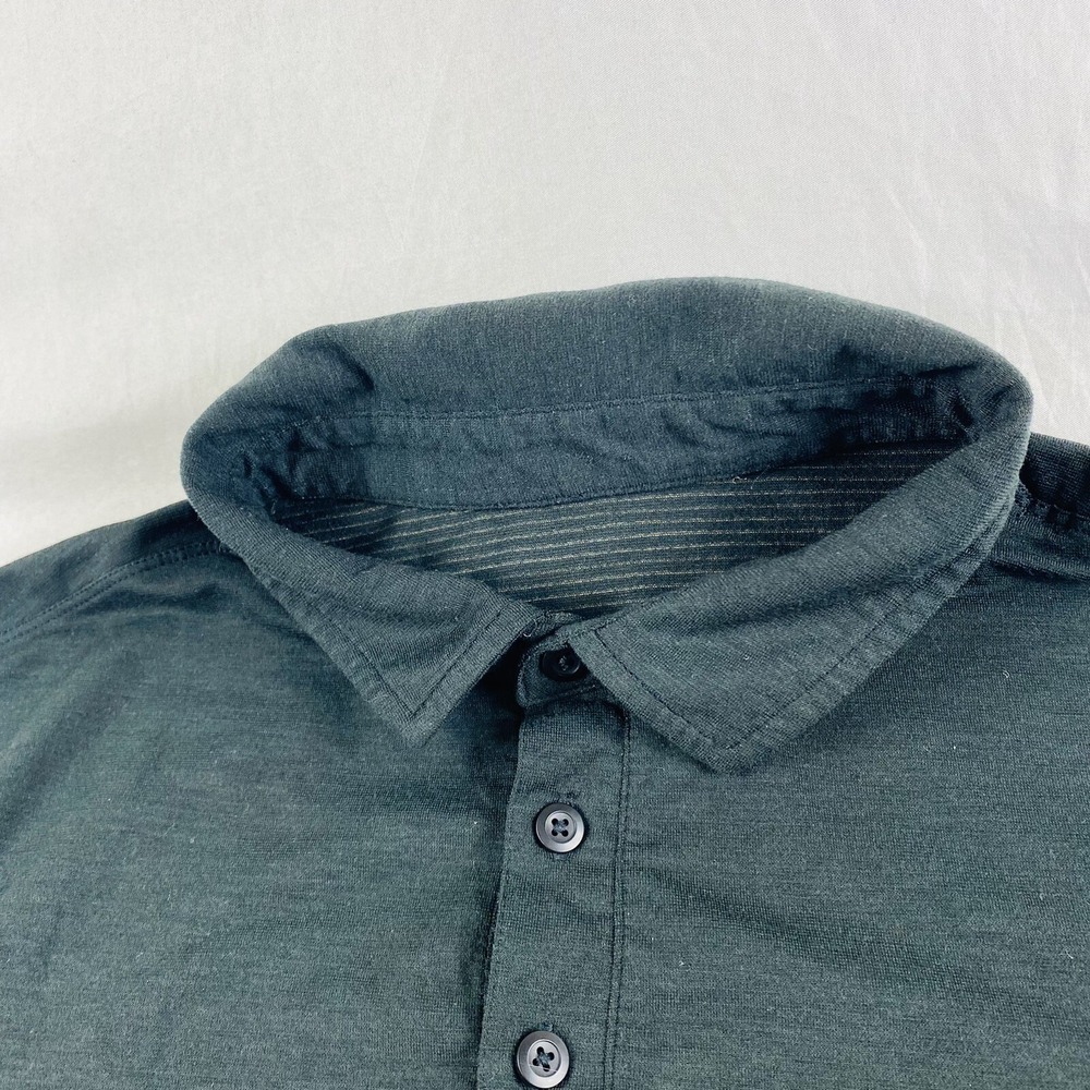 Lululemon Charcoal Black‎ Performance Mens Polo Size Small Excellent - Picture 2 of 6